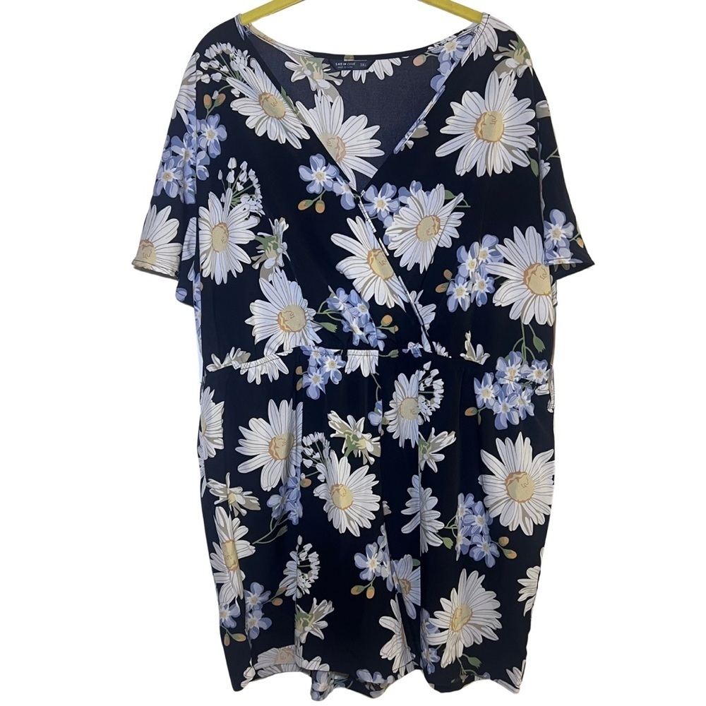 SHEIN Curve Romper Women's 3XL Floral V-Neck Short Sleeve Boho Summer one piece